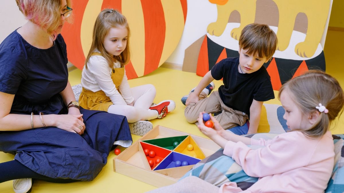 Brinquedos educativos 2 anos: Conheça as melhores dicas! - Mega Kids Moda  Infantil