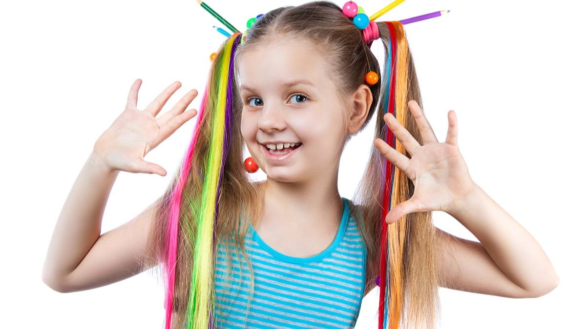 Penteado festa infantil com fitas / tranças com fitas penteado