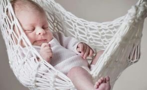 Como Vestir o Bebê Para Dormir